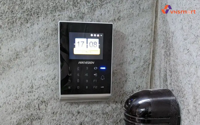 Bộ kiểm soát vào ra độc lập Hikvision DS-K1T105AM
