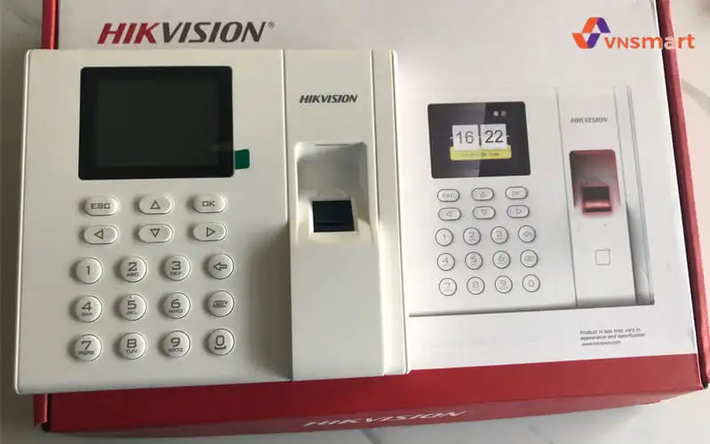 Máy chấm công vân tay Hikvision DS-K1T8003F