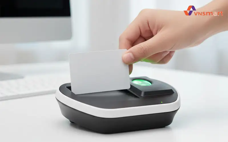 Đầu đọc thẻ và vân tay ZKTeco ZK8500
