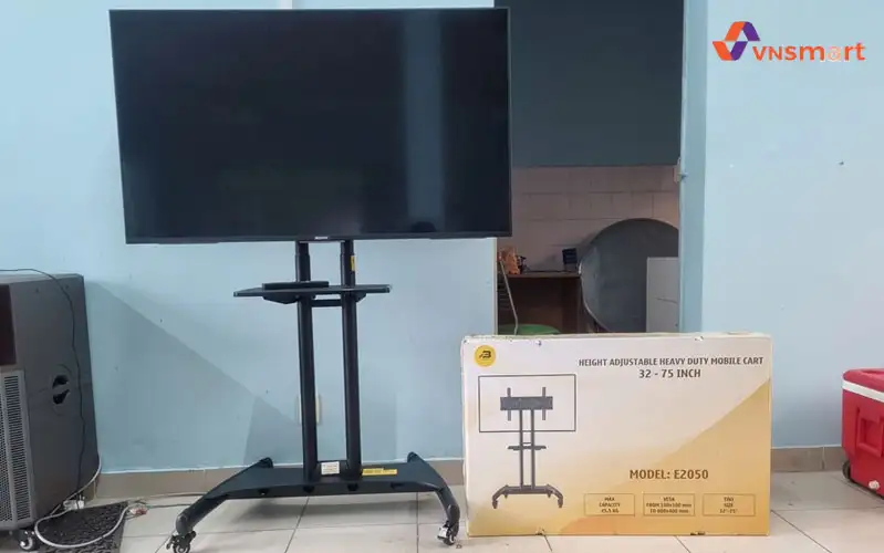 Giá treo tivi di động Ergotek E2050