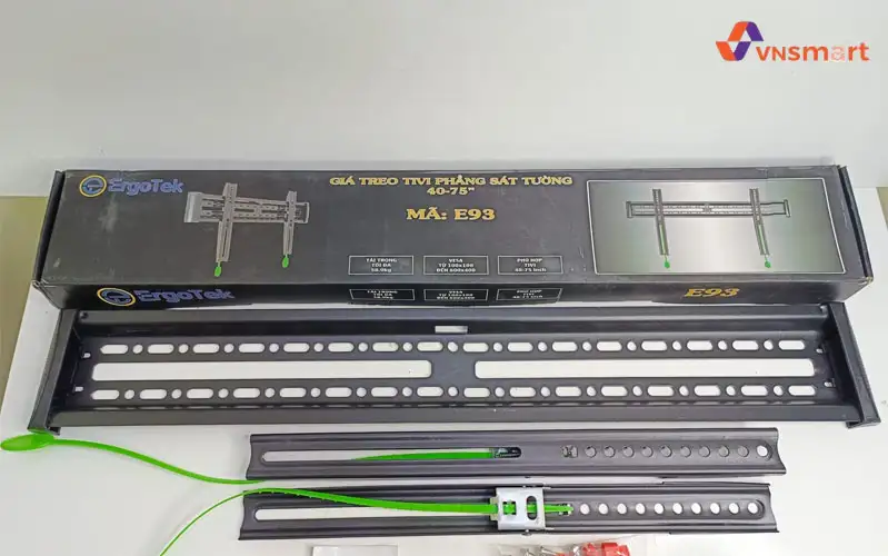 Giá treo Tivi sát tường siêu mỏng Ergotek E93