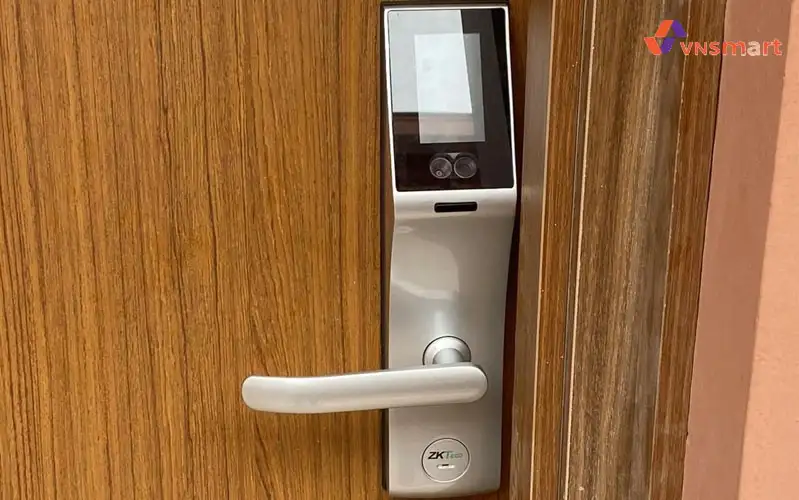 Khóa cửa nhận diện khuôn mặt ZKTeco FL1000