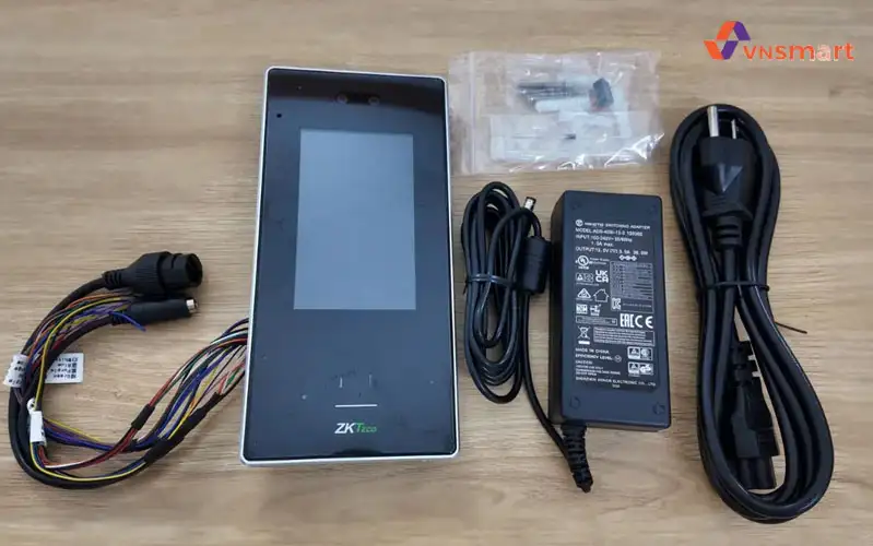 Máy chấm công khuôn mặt ZKTeco SpeedFace-V4L Pro
